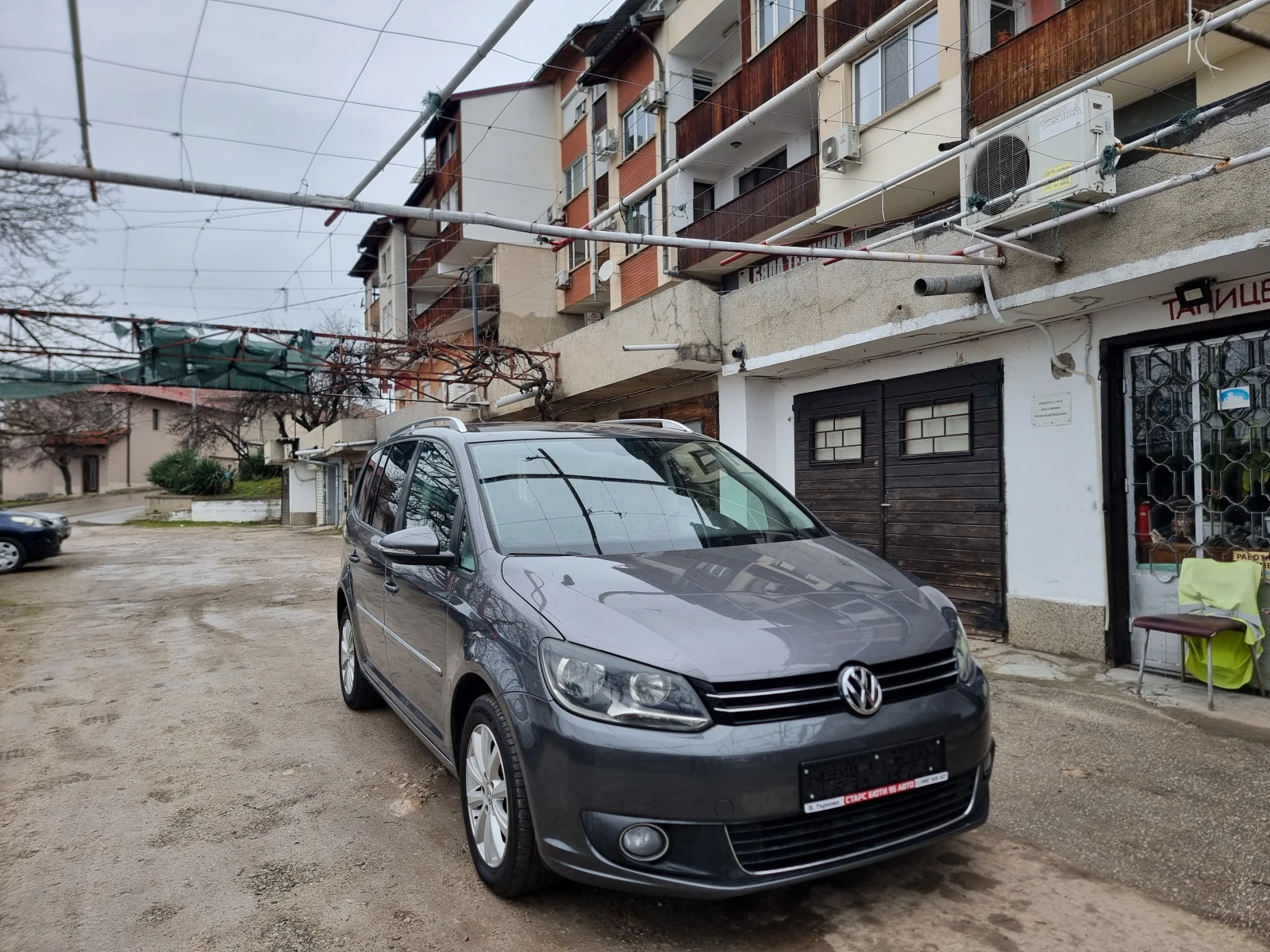 VW Touran 2.0 TDI 140KC* NAVI*  | Mobile.bg � ����������� 4