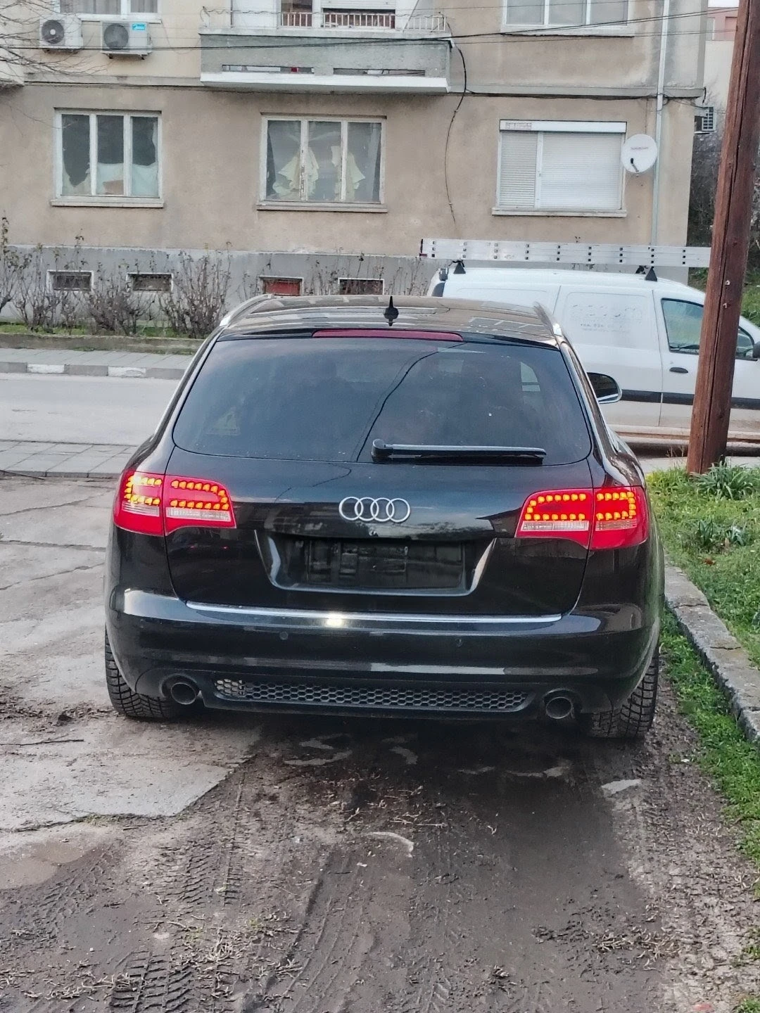 Audi A6 2.0d 136 k.c !kато нова! Face! Обслужена, снимка 7 - Автомобили и джипове - 53748107