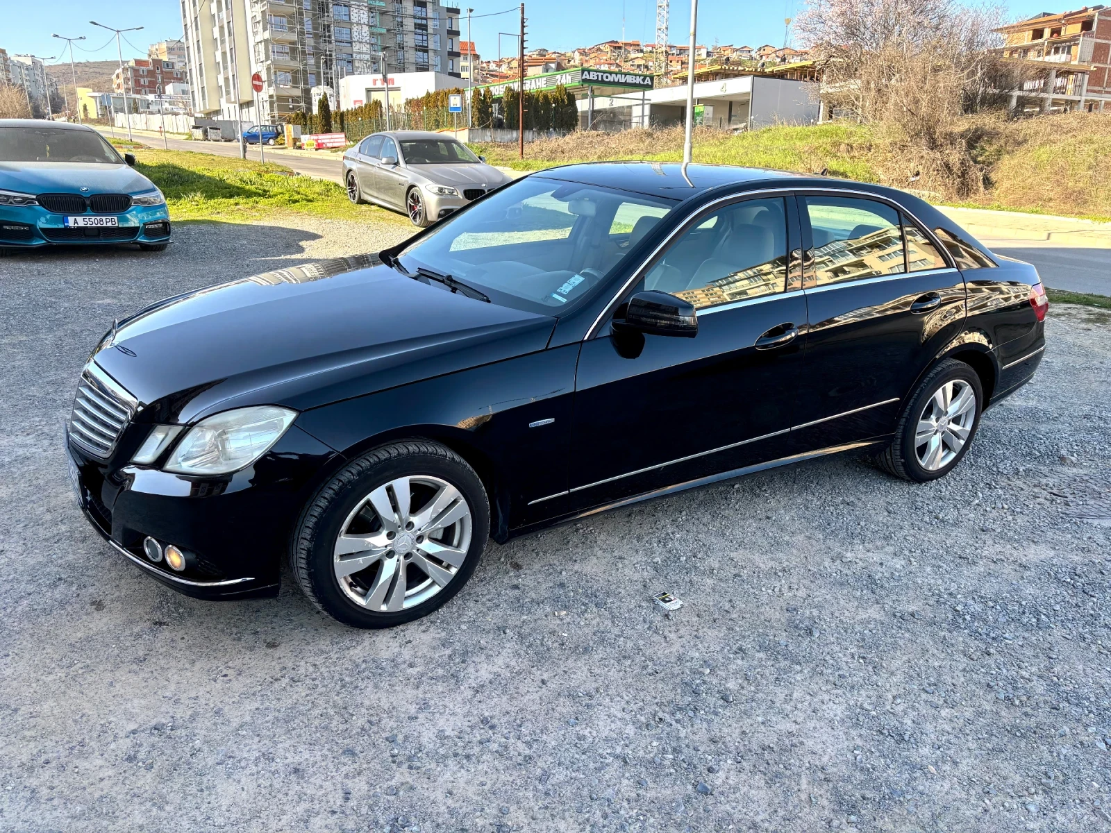 Mercedes-Benz E 220 CDI, снимка 2 - Автомобили и джипове - 53850035
