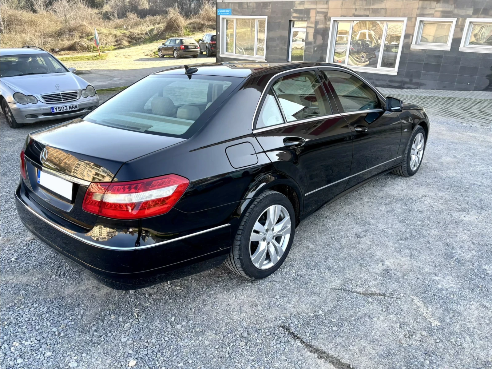 Mercedes-Benz E 220 CDI, снимка 5 - Автомобили и джипове - 53850035