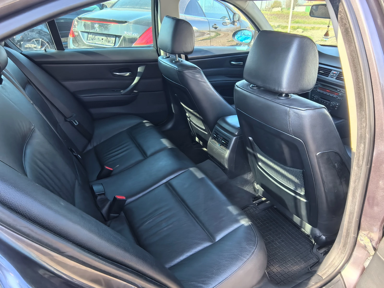 BMW 330 3.0i | Mobile.bg � ����������� 12