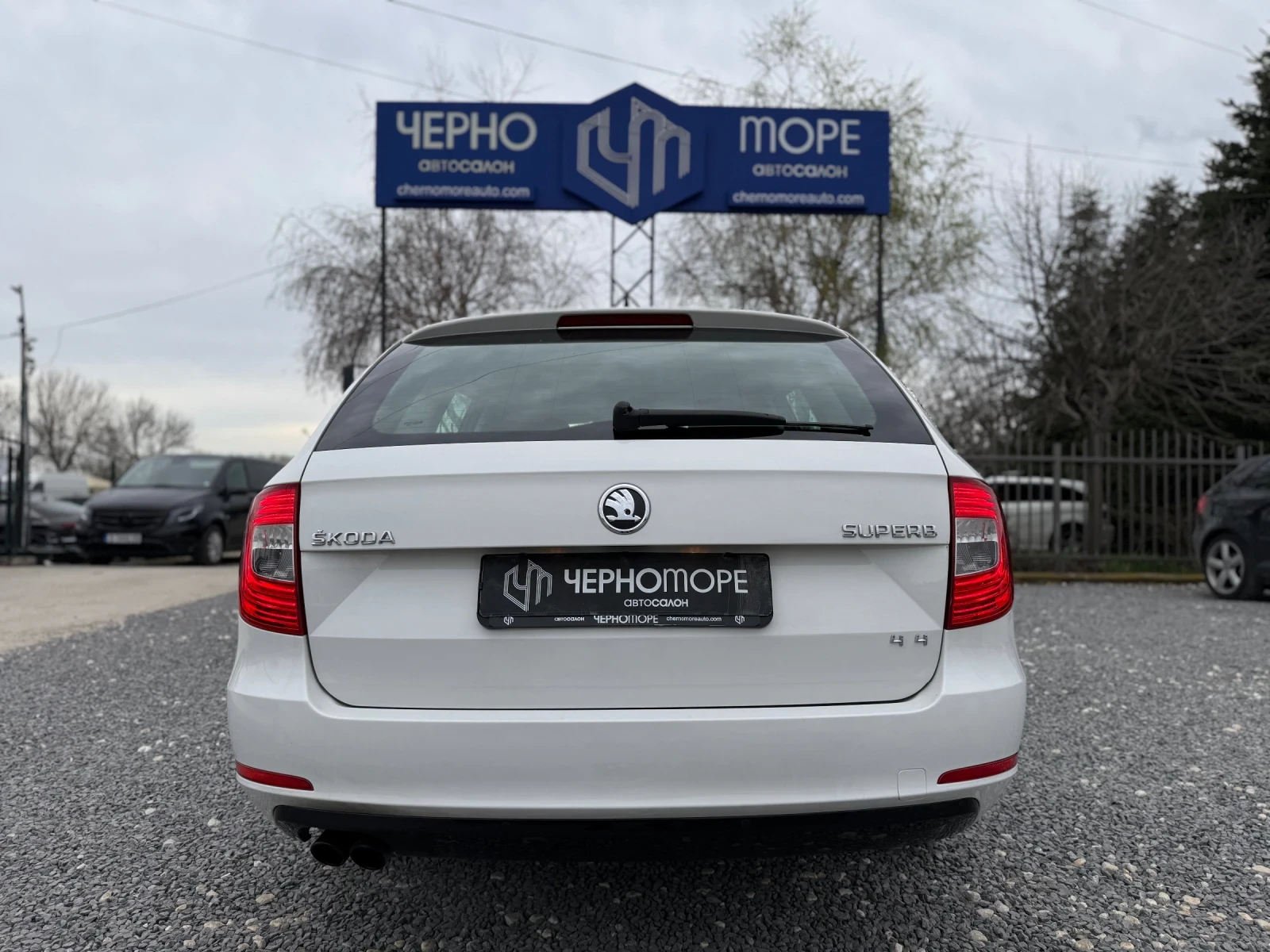 Skoda Superb Wagon 2.0TDI EVO Sportline 4x4 DSG, снимка 5 - Автомобили и джипове - 54132196