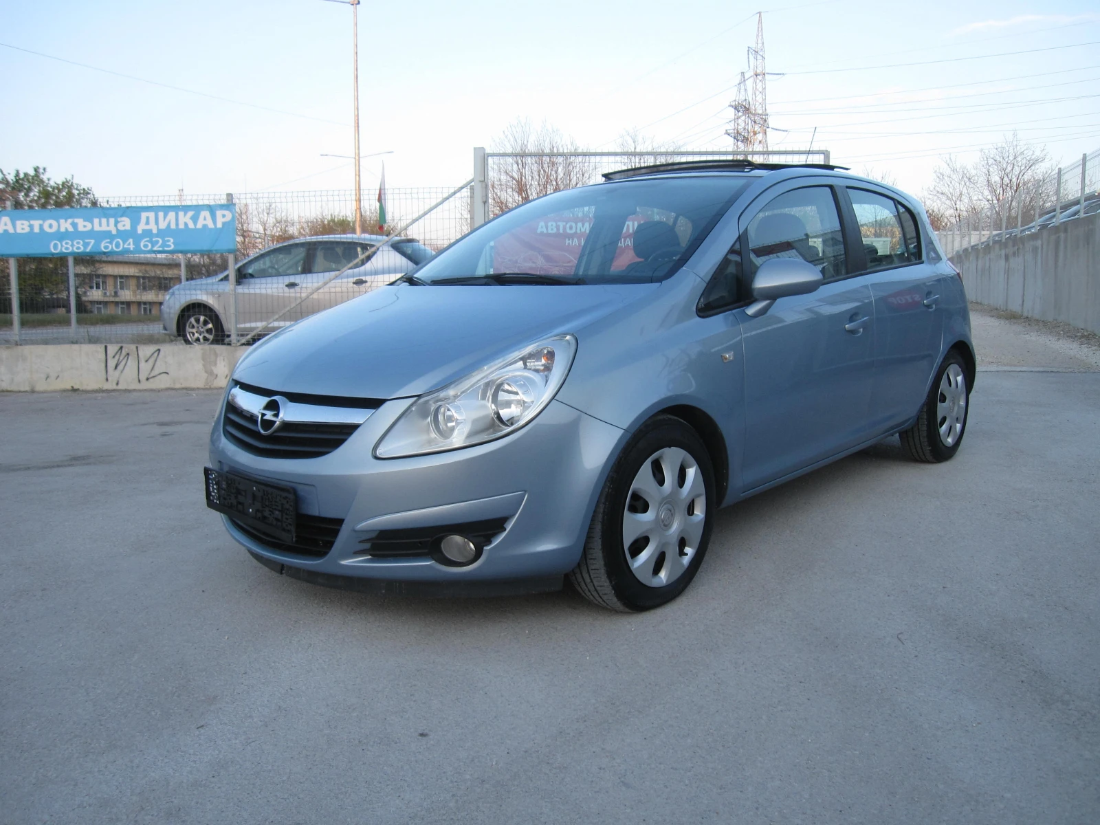 Opel Corsa УНИКАТ 1, 4-COSMO, Панорама, Люк, снимка 1 - Автомобили и джипове - 54239503