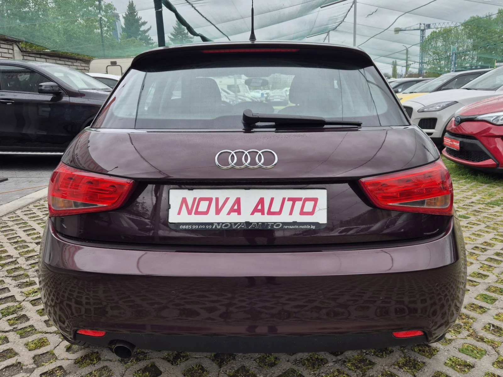 Audi A1 1.6TDI-90кс-AUTOMATIC, снимка 3 - Автомобили и джипове - 54364036