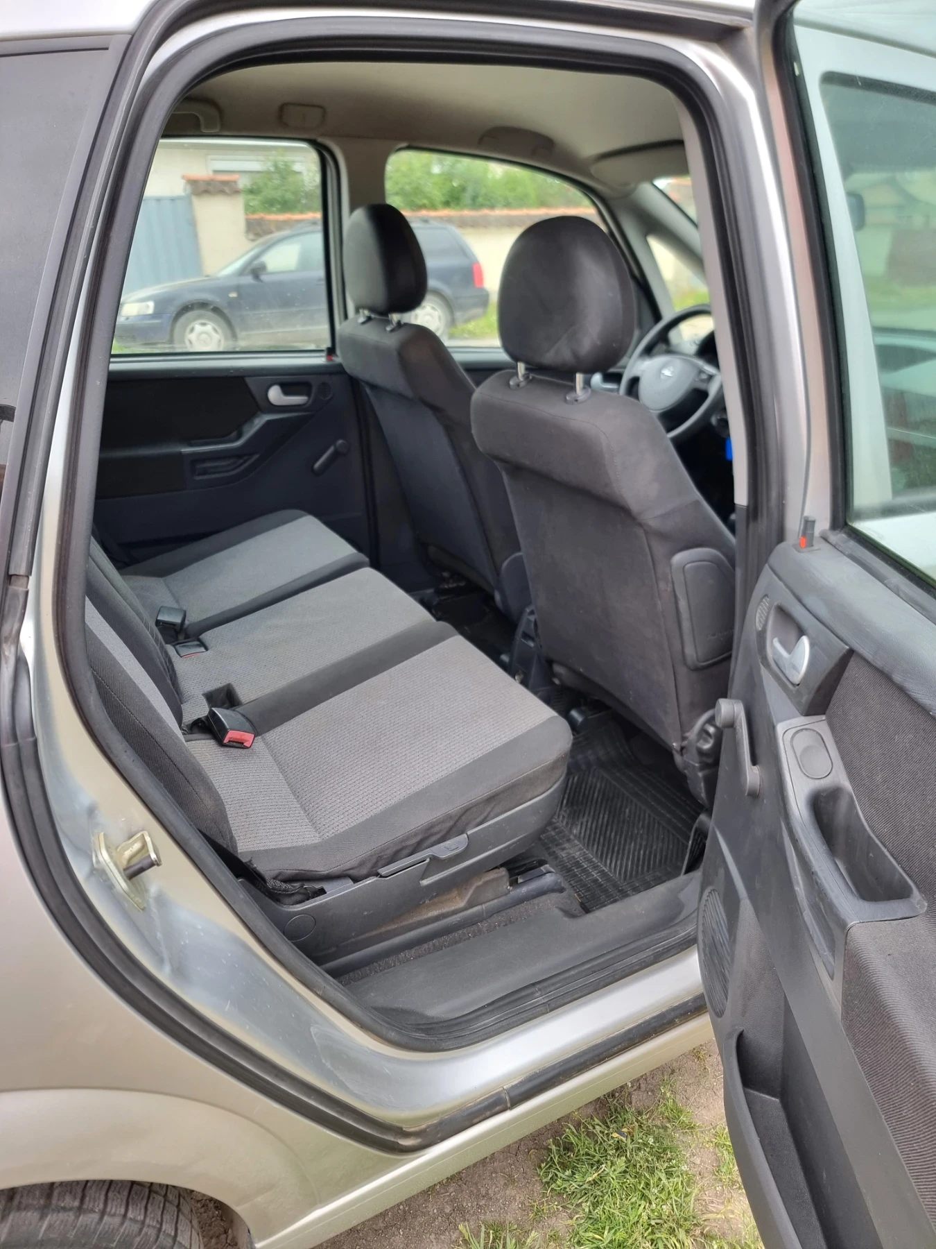 Opel Meriva 1.4, снимка 13 - Автомобили и джипове - 54457500