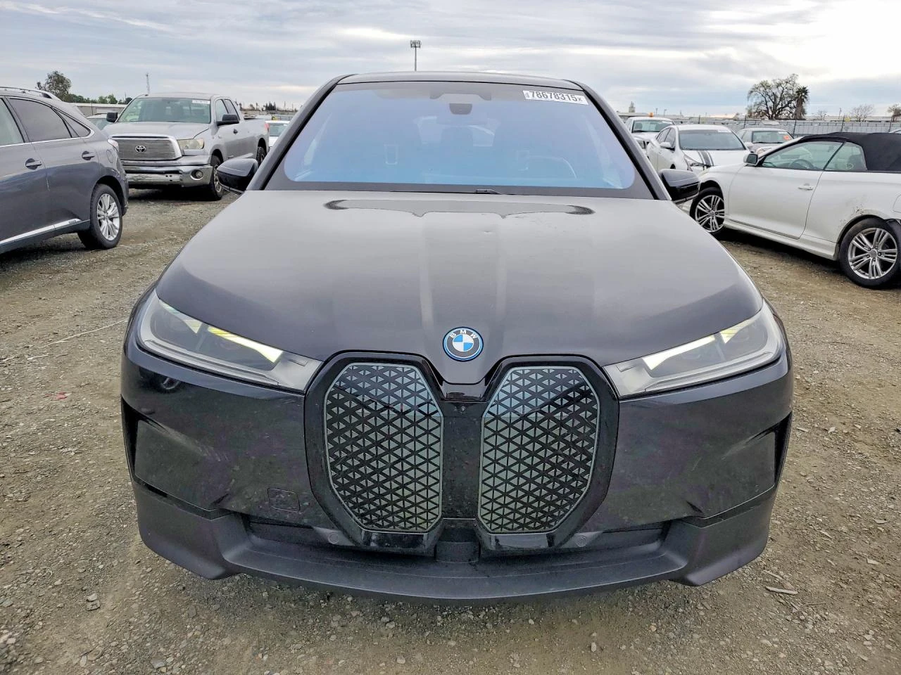 BMW iX xDrive50 | Mobile.bg � ����������� 5