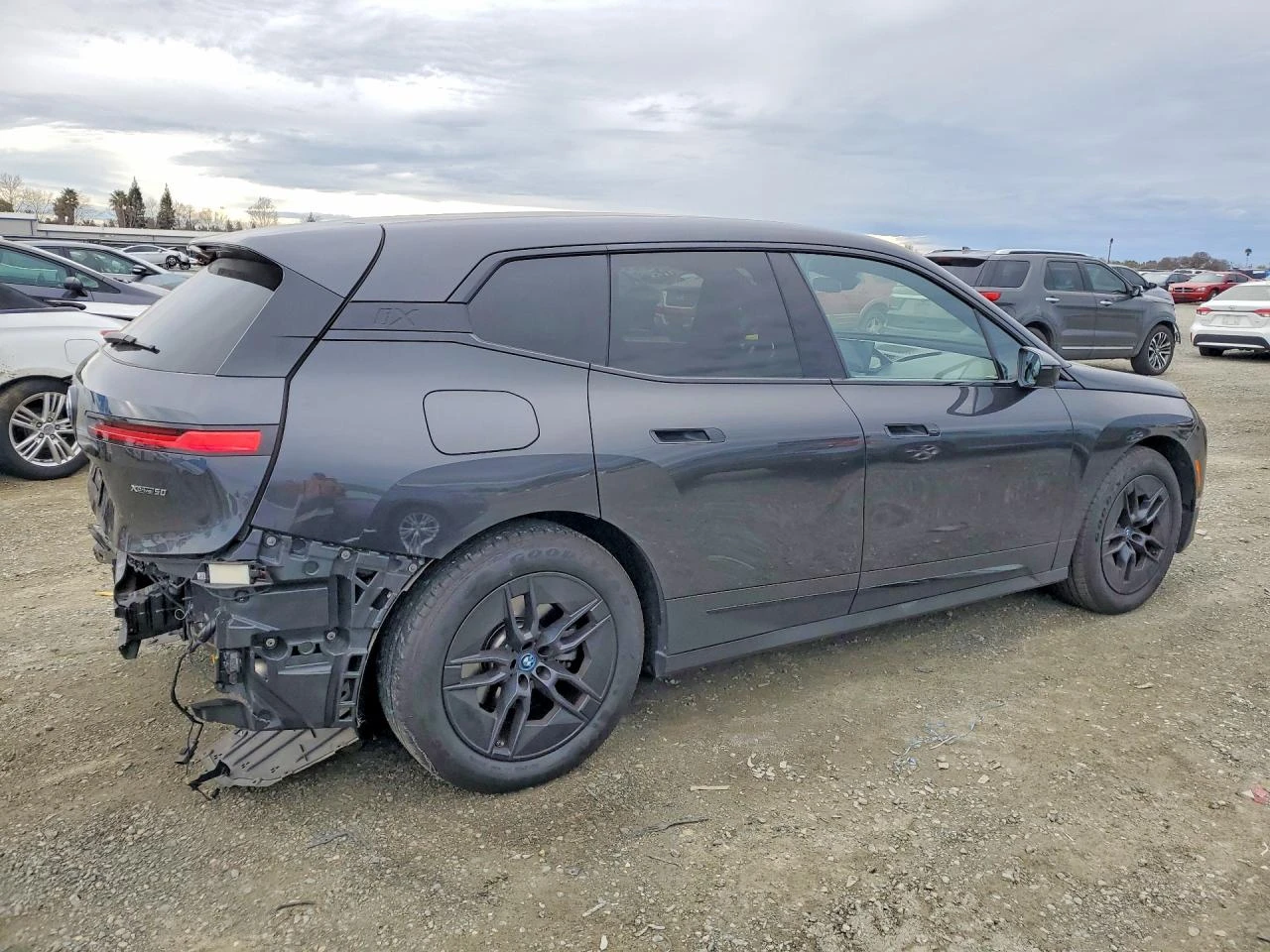 BMW iX xDrive50 | Mobile.bg � ����������� 3