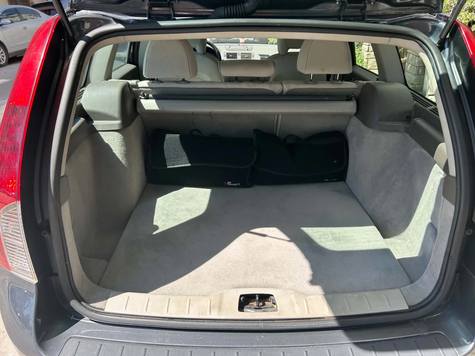 Volvo V50, снимка 5 - Автомобили и джипове - 54692974