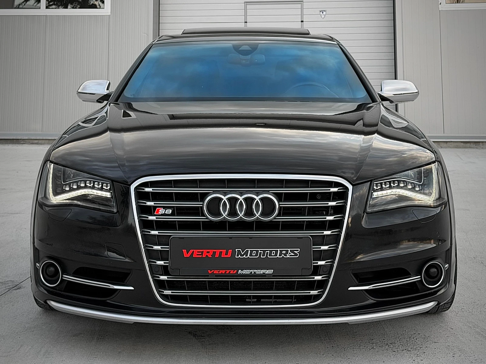 Audi S8 4.0 V8/ 3xTV/ FULL LED/ CARBON/ ALCANTARA/ 8ZF, снимка 3 - Автомобили и джипове - 54766398