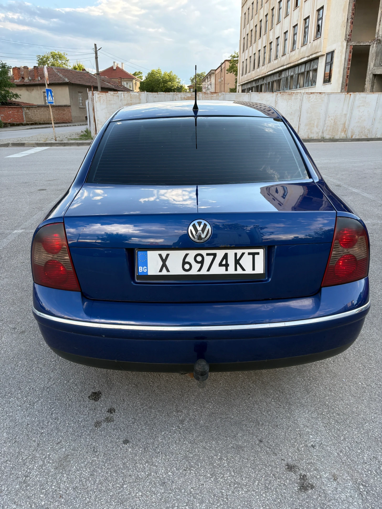 VW Passat 1.8T, снимка 4 - Автомобили и джипове - 54901633