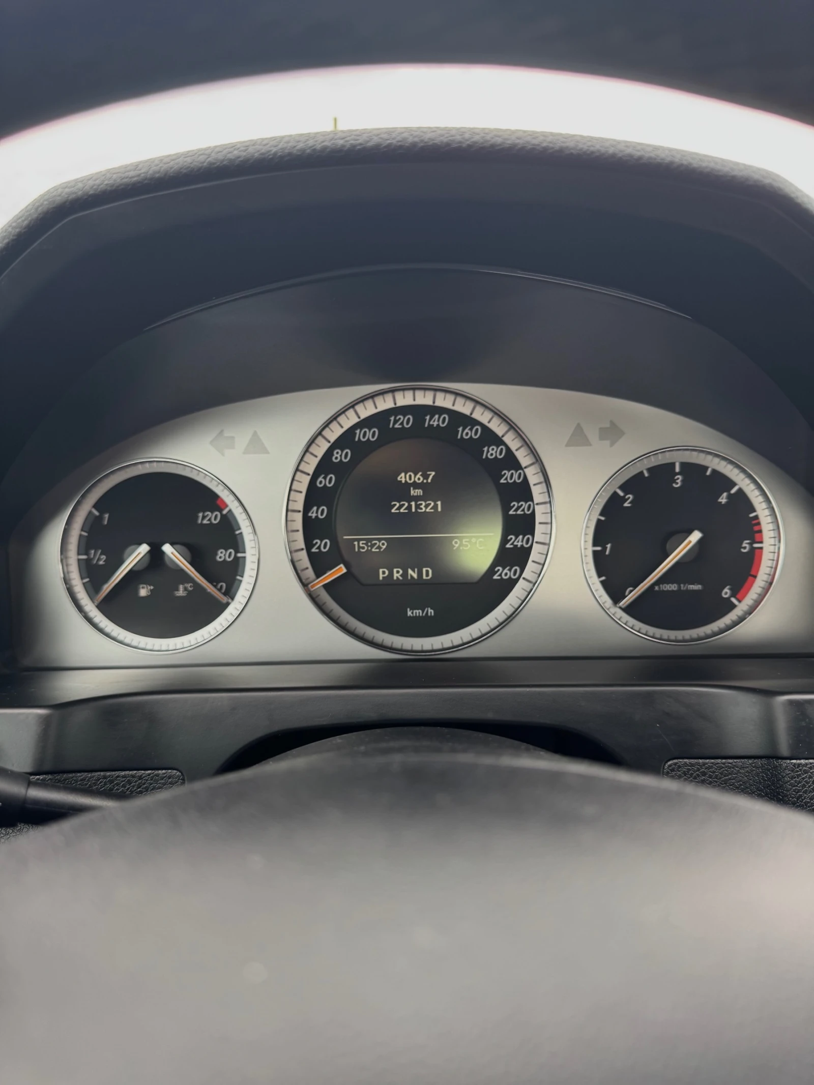 Mercedes-Benz C 320 3.2, снимка 11 - Автомобили и джипове - 54905427