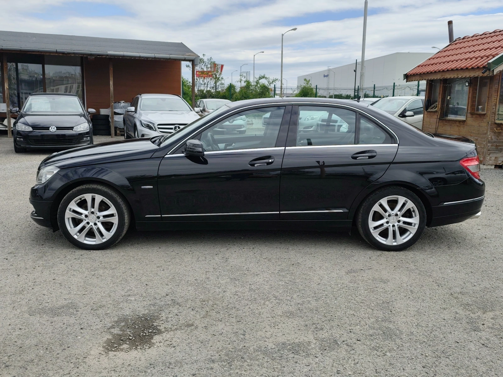 Mercedes-Benz C 200 i 184k.c. Avantgarde Euro 5, снимка 4 - Автомобили и джипове - 54931619