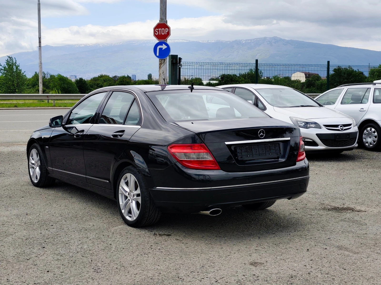 Mercedes-Benz C 200 i 184k.c. Avantgarde Euro 5, снимка 5 - Автомобили и джипове - 54931619