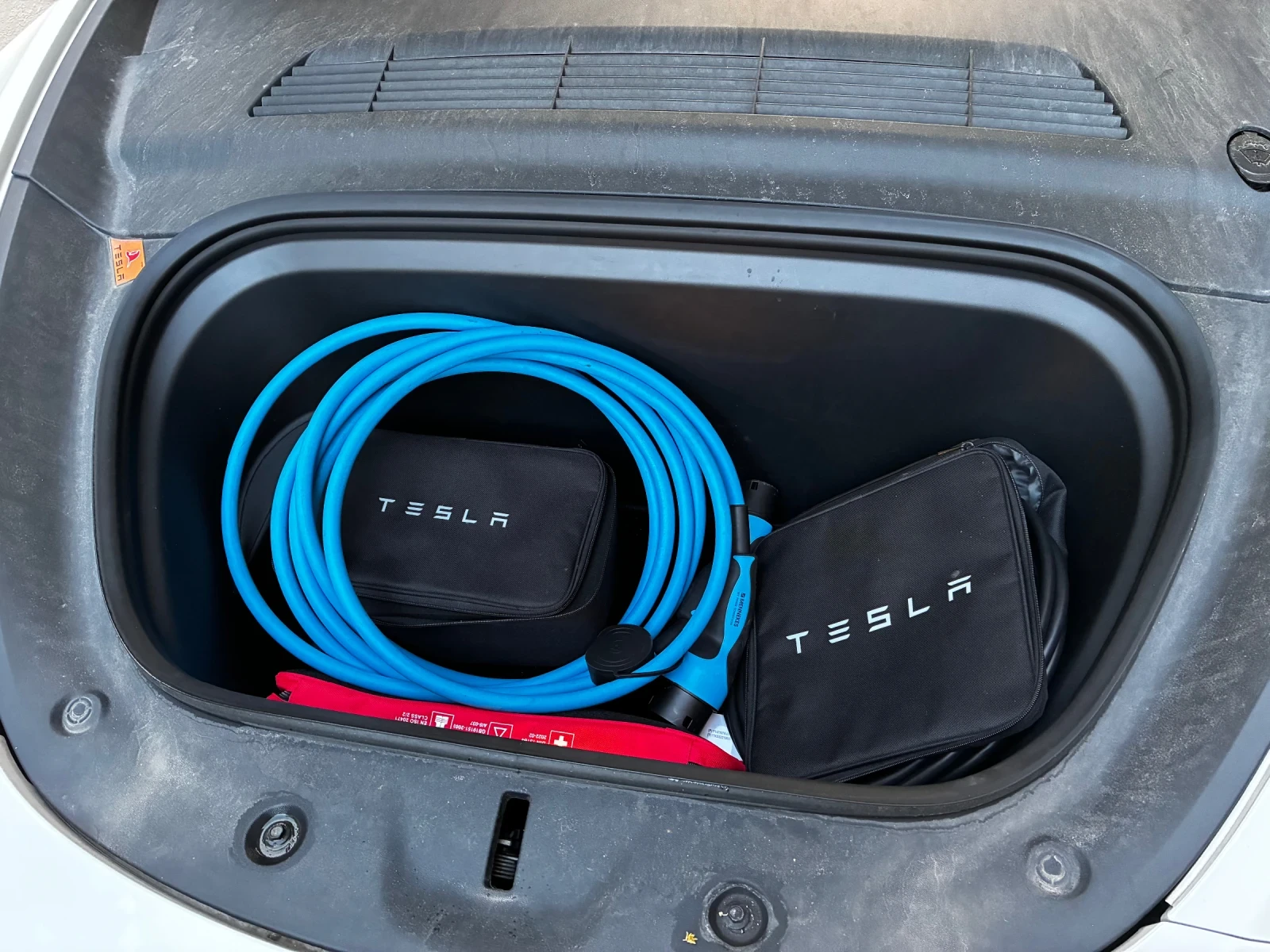 Tesla Model Y Long range Ryzen, снимка 4 - Автомобили и джипове - 54968562