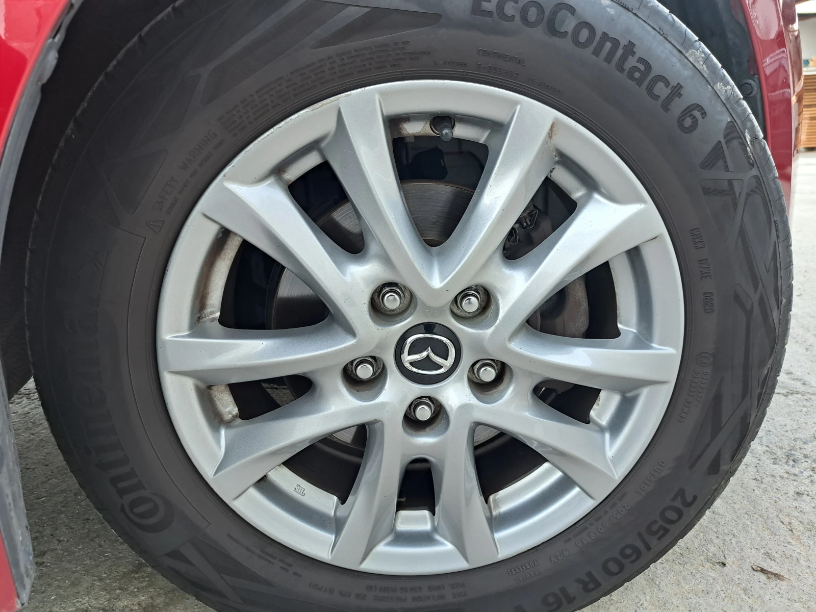 Mazda 3 1.5i 101к.с. 6 скорости* КАТО НОВА, снимка 17 - Автомобили и джипове - 54994912