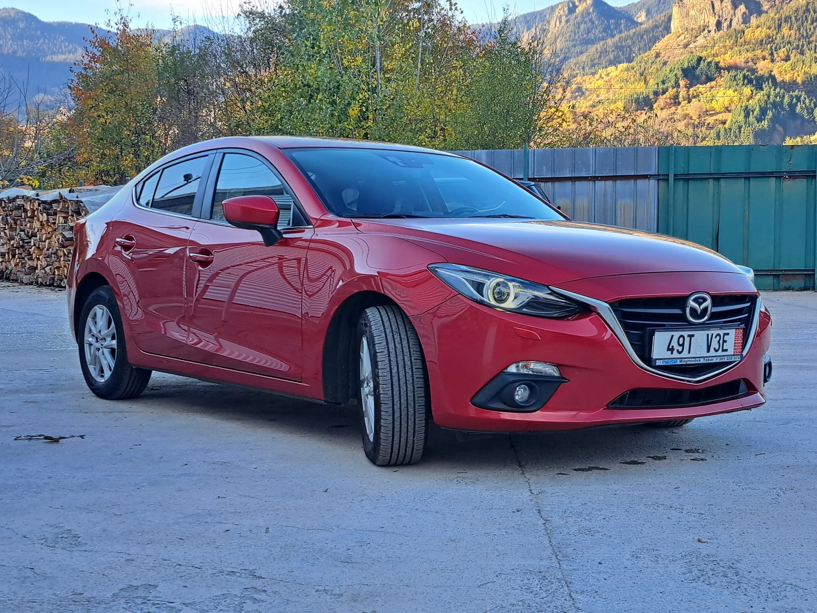 Mazda 3 1.5i 101к.с. 6 скорости* КАТО НОВА, снимка 4 - Автомобили и джипове - 54994912