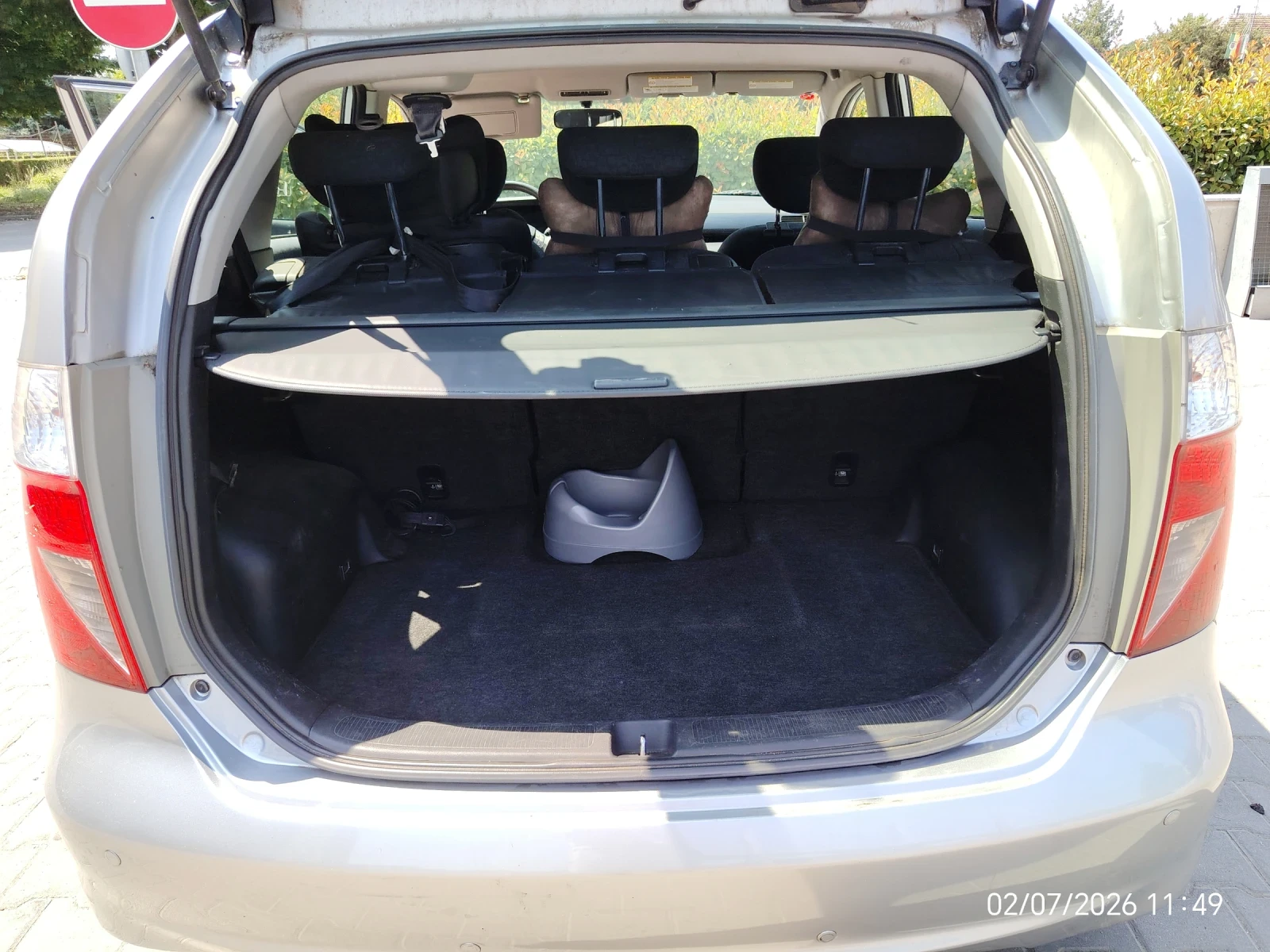 Honda Fr-v, снимка 2 - Автомобили и джипове - 55130868