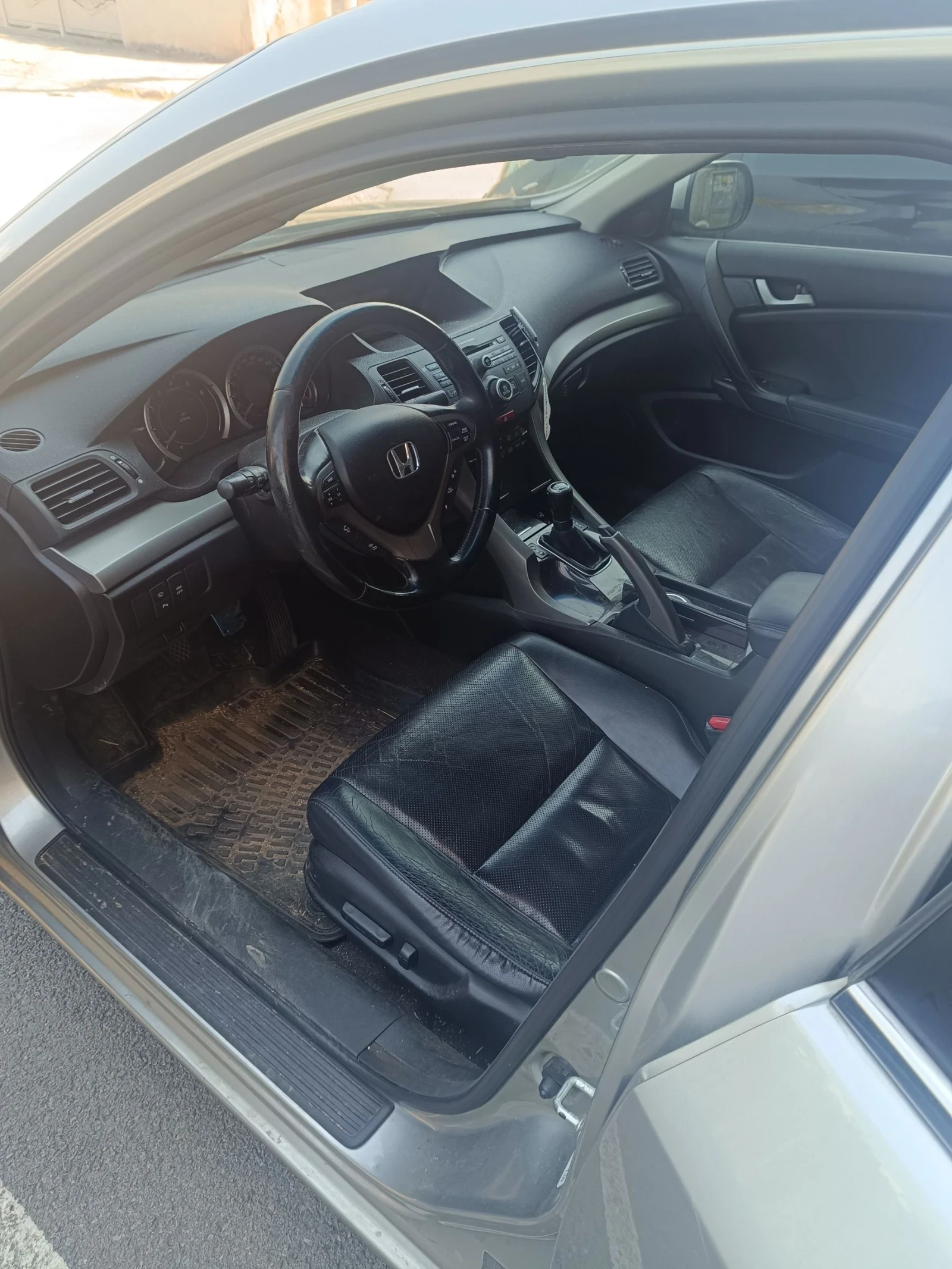 Honda Accord 2.2 dtec, снимка 7 - Автомобили и джипове - 55190206
