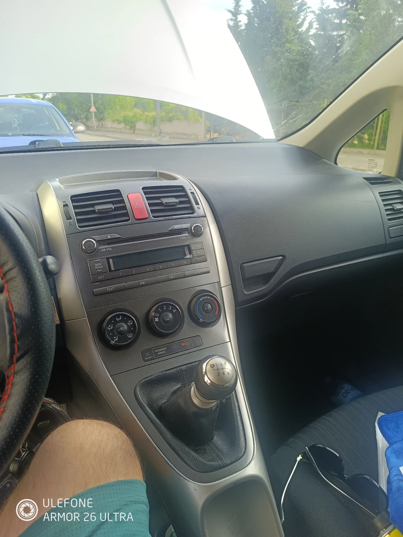Toyota Auris 1, 6, снимка 4 - Автомобили и джипове - 55211964