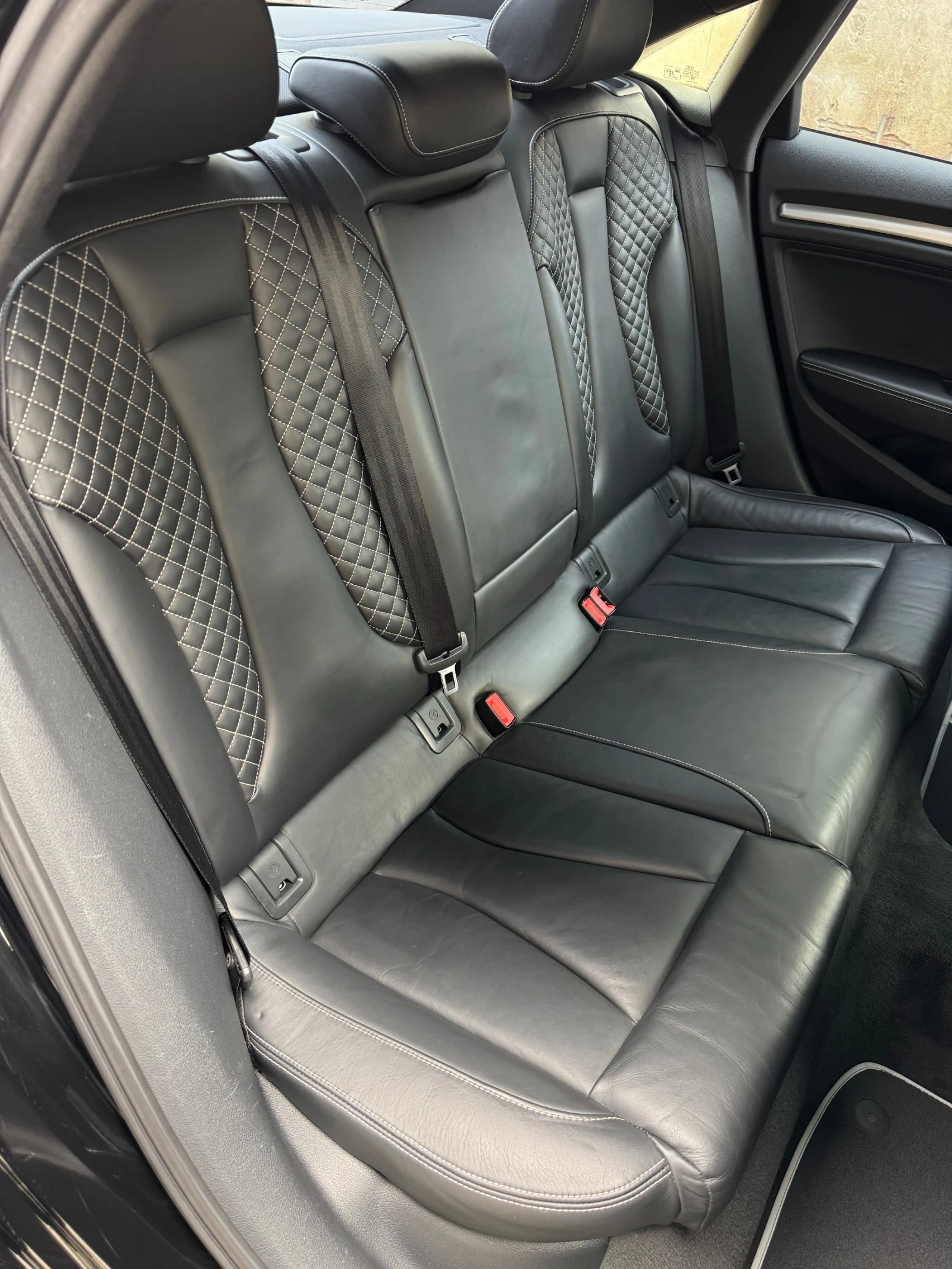 Audi S3 8V SEDAN STAGE 2 BLACK OPTIC, снимка 12 - Автомобили и джипове - 55315992