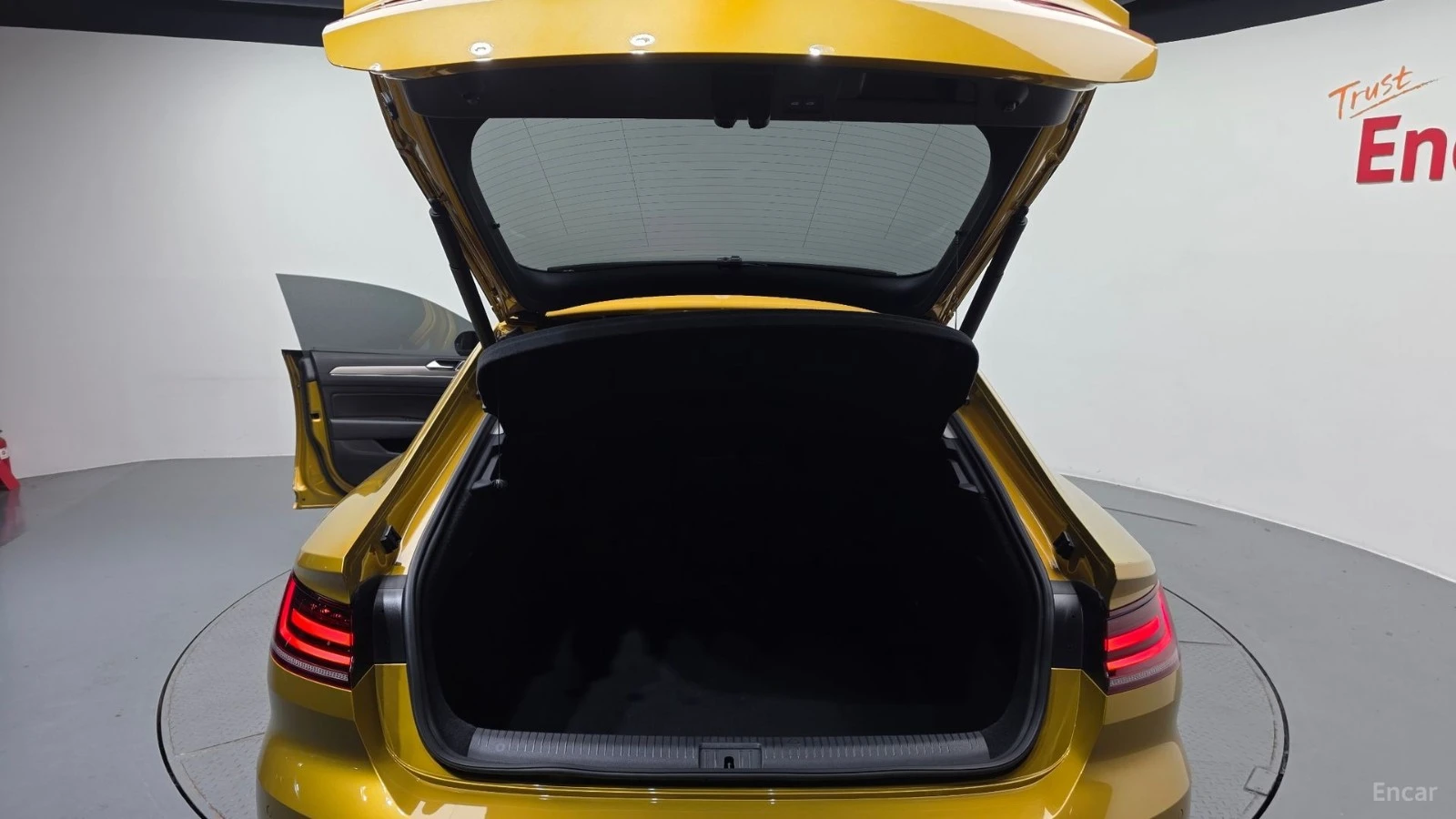 VW Arteon PRESTIGE Автокредит Цена до България, снимка 16 - Автомобили и джипове - 55486752