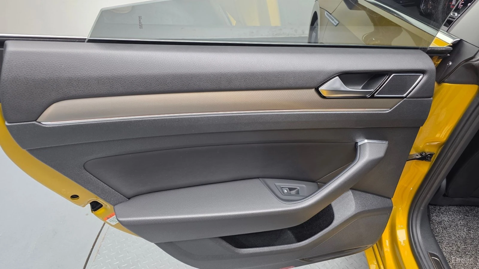 VW Arteon PRESTIGE Автокредит Цена до България, снимка 13 - Автомобили и джипове - 55486752