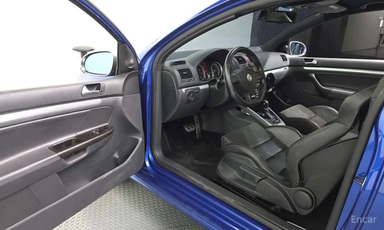 VW Golf * R32 * ЦЕНА ДО БГ, снимка 10 - Автомобили и джипове - 55739288
