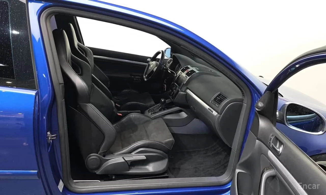 VW Golf * R32 * ЦЕНА ДО БГ, снимка 11 - Автомобили и джипове - 55739288