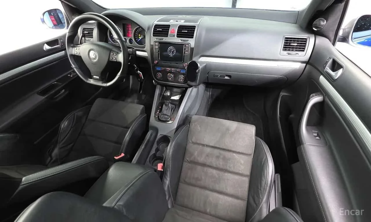 VW Golf * R32 * ЦЕНА ДО БГ, снимка 7 - Автомобили и джипове - 55739288