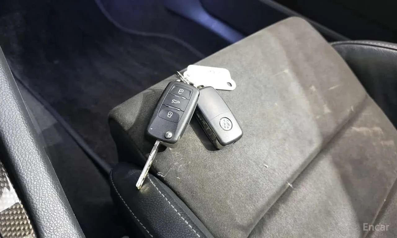 VW Golf * R32 * ЦЕНА ДО БГ, снимка 16 - Автомобили и джипове - 55739288