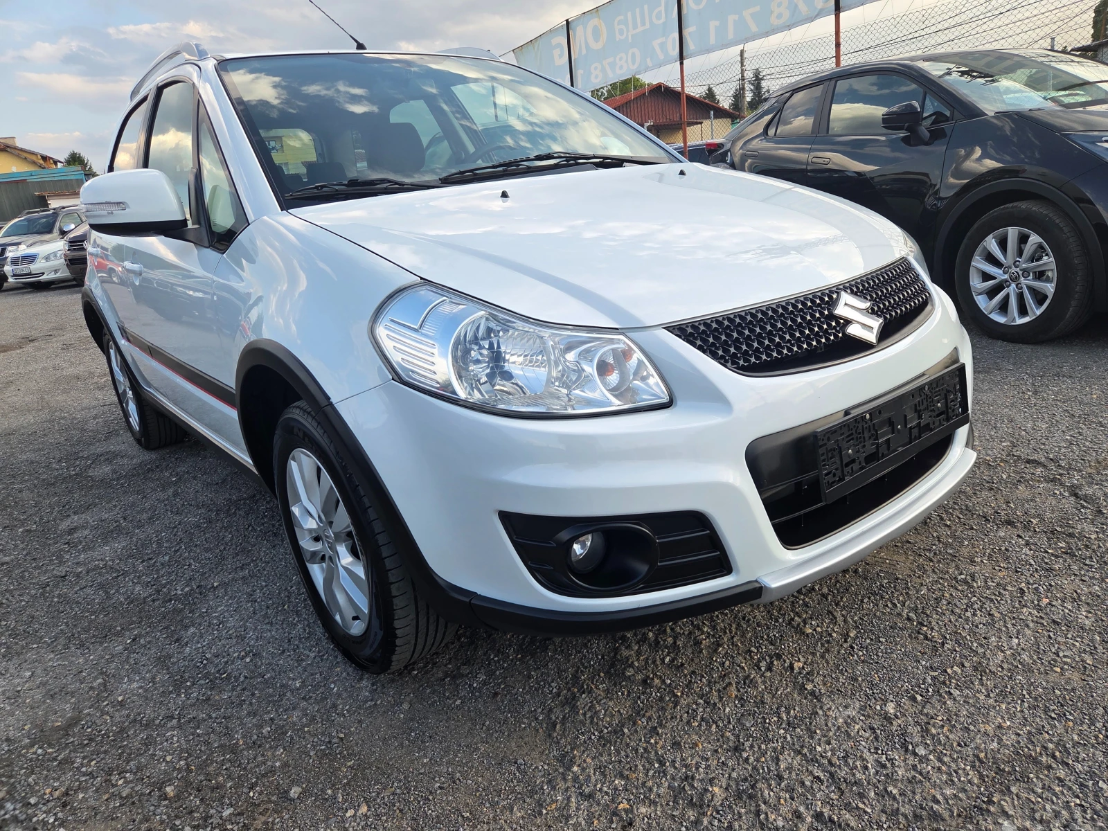 Suzuki SX4 1.6 i 4x4 FACE, снимка 3 - Автомобили и джипове - 55890416