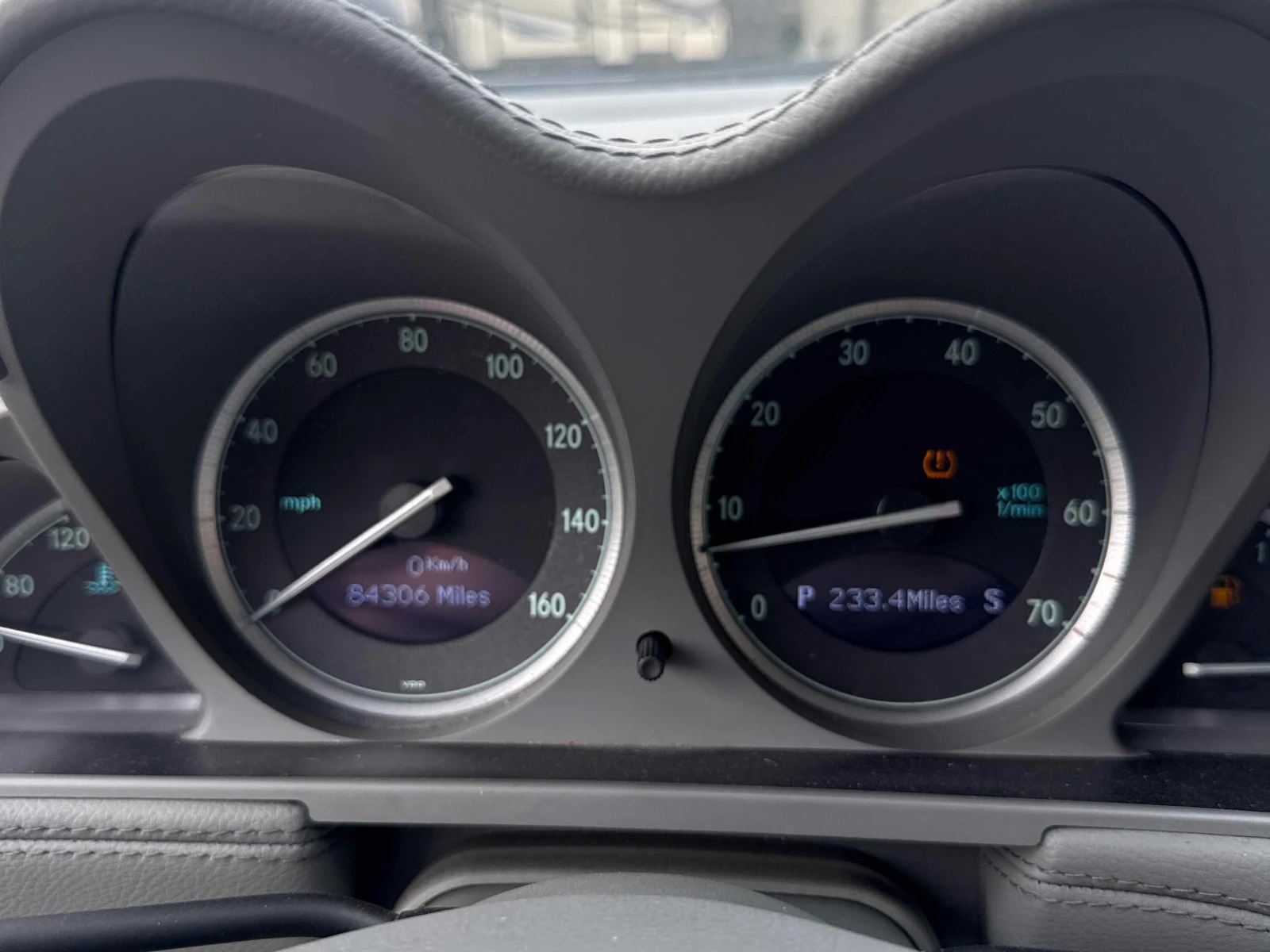 Mercedes-Benz SL * 5.5L V8 * CARFAX * ЦЕНА ДО БГ, снимка 11 - Автомобили и джипове - 55951598