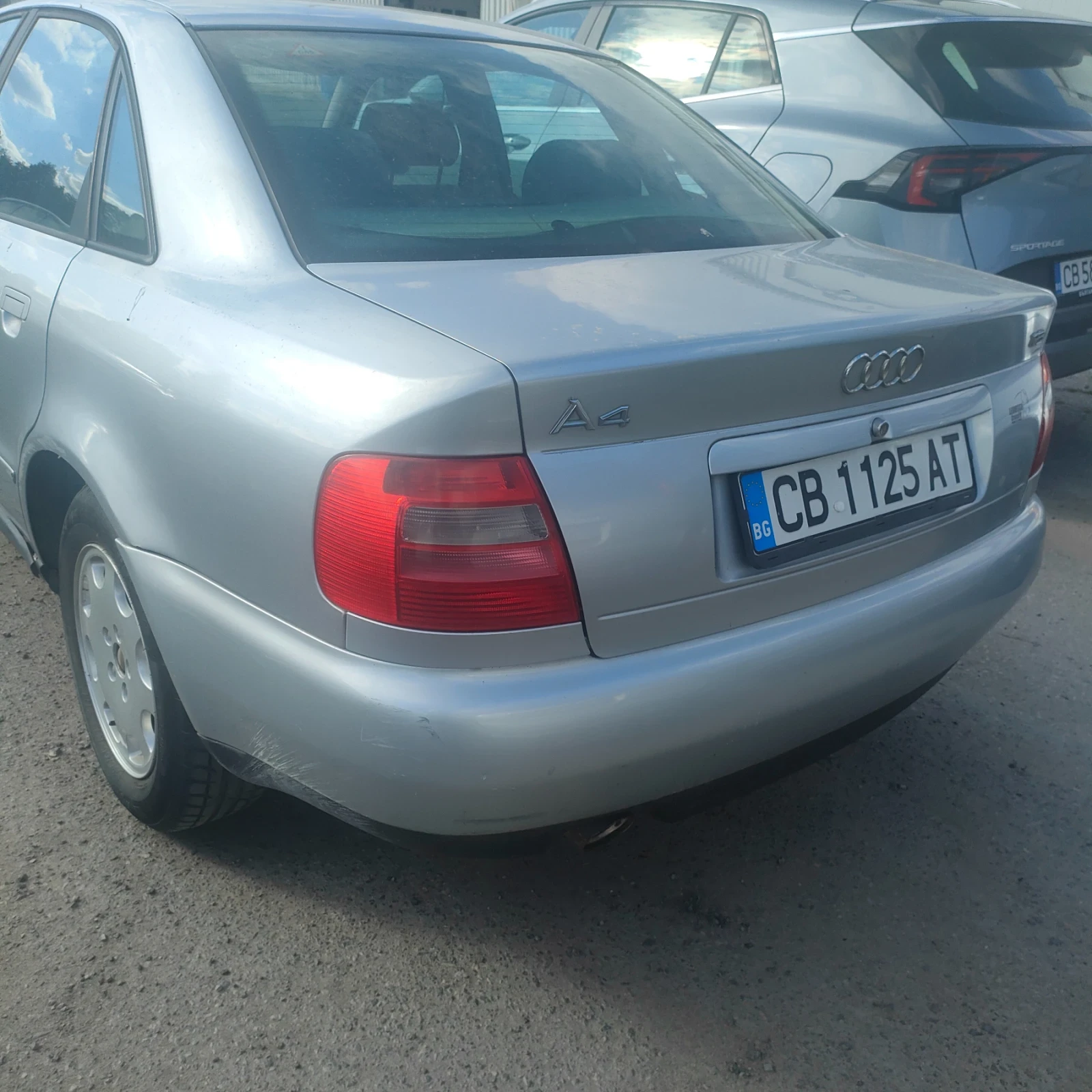 Audi A4, снимка 4 - Автомобили и джипове - 56198952