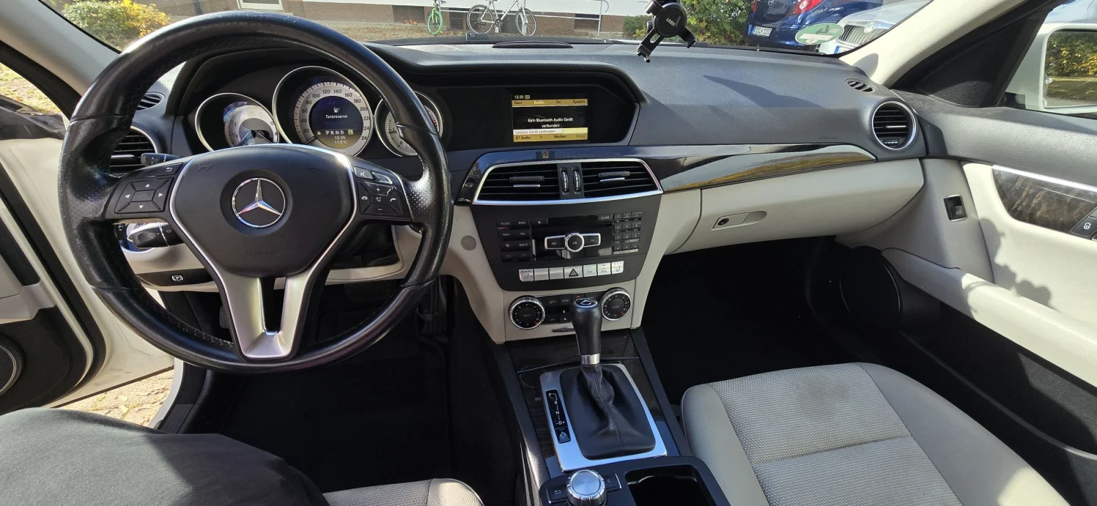 Mercedes-Benz C 200 Avatngarde, снимка 11 - Автомобили и джипове - 56706375