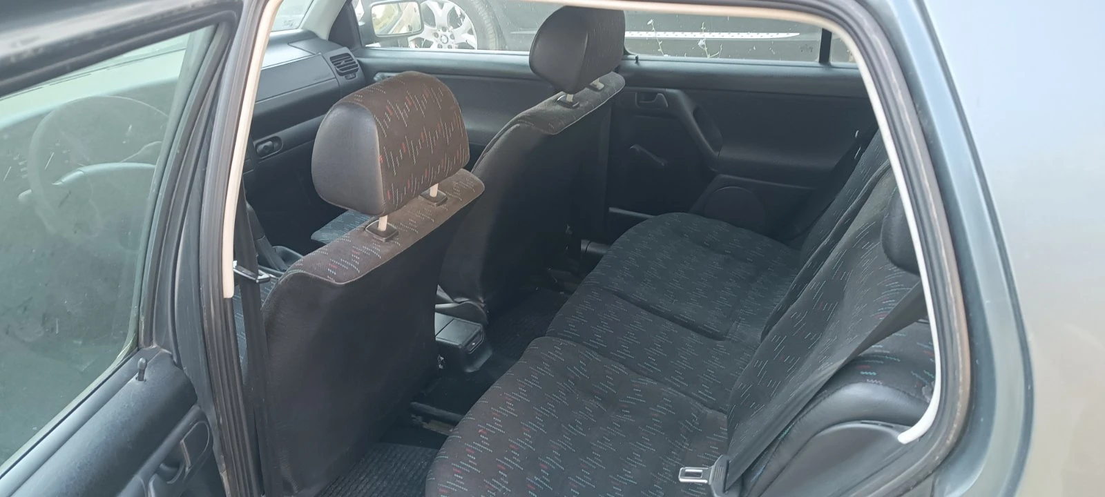 VW Golf 3, снимка 8 - Автомобили и джипове - 56741362
