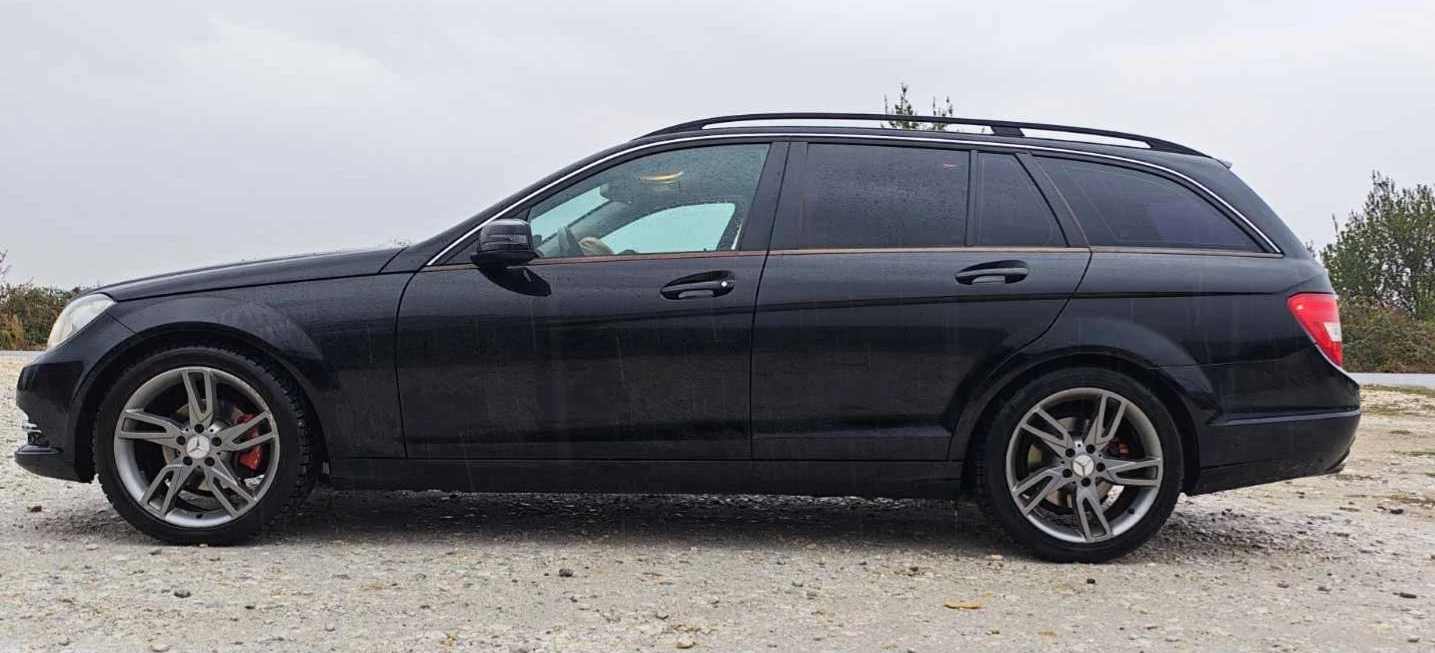 Mercedes-Benz C 220, снимка 6 - Автомобили и джипове - 56747942