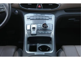 Hyundai Santa fe * LUXURY * * PAANO * * AвтоКредит * (ЦЕНА ДО БГ) - 52999 лв. - 59520300 | Car24.bg