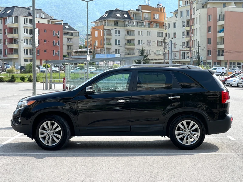 Kia Sorento 2.2CRDi Автоматик, снимка 3 - Автомобили и джипове - 46885989