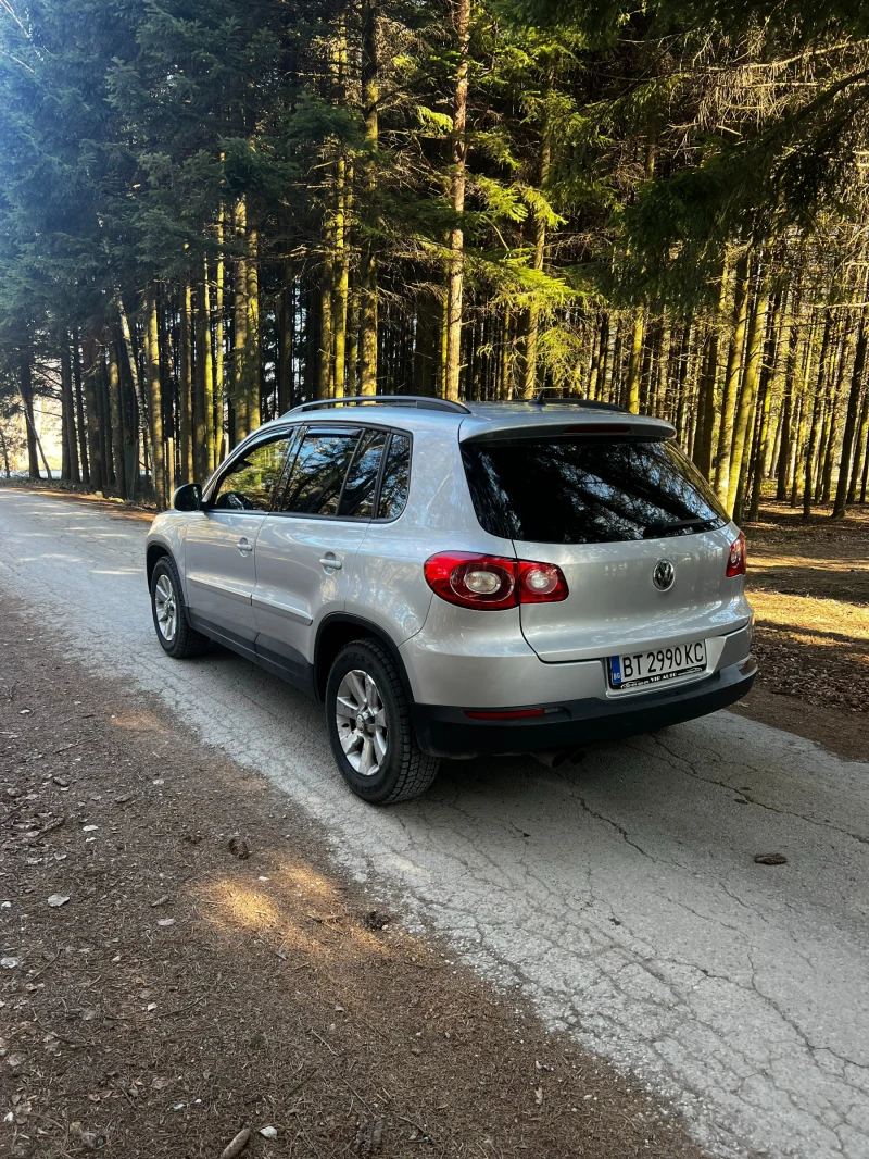 VW Tiguan 2.0TDI 4Motion, снимка 3 - Автомобили и джипове - 49314031