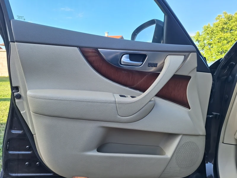 Infiniti Fx 30 FX30 D, снимка 11 - Автомобили и джипове - 52460600