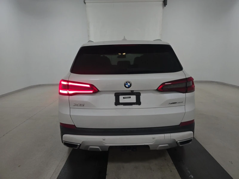 BMW X5 DISTRONIC* LASER* AMBIENT* PANO* ОБДУХ* МАСАЖИ* , снимка 5 - Автомобили и джипове - 53523603