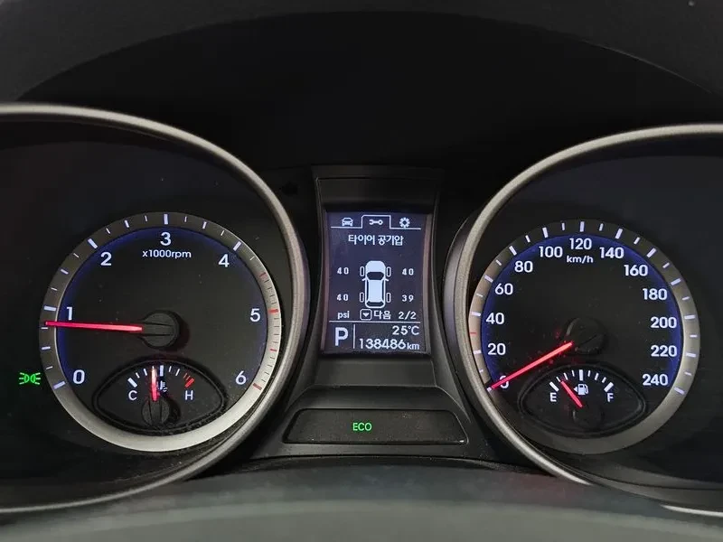 Hyundai Santa fe  Diesel (E-Vgt) 2.0 2Wd Premium, снимка 8 - Автомобили и джипове - 54999050
