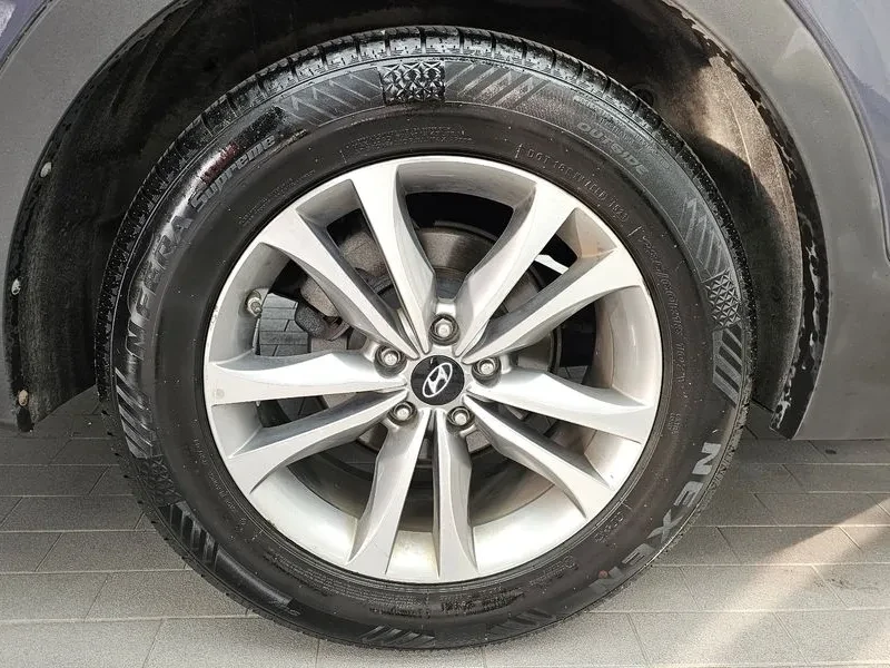 Hyundai Santa fe  Diesel (E-Vgt) 2.0 2Wd Premium, снимка 5 - Автомобили и джипове - 54999050