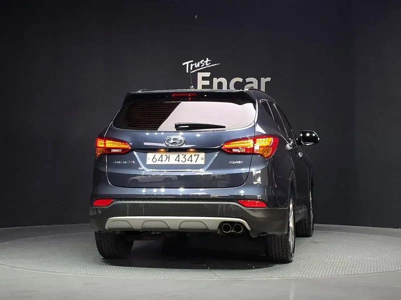 Hyundai Santa fe  Diesel (E-Vgt) 2.0 2Wd Premium, снимка 4 - Автомобили и джипове - 54999050