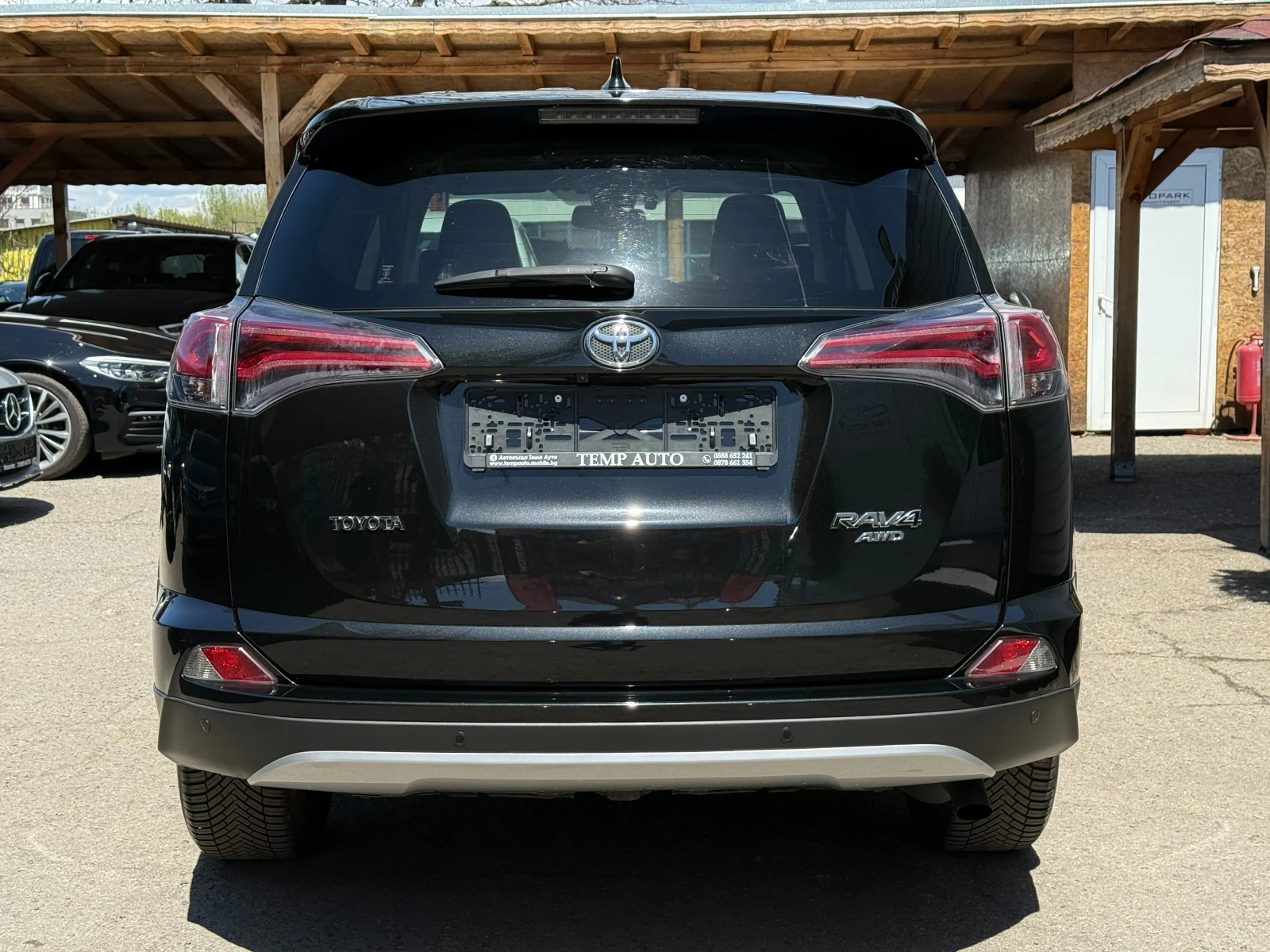 Toyota Rav4 2.0i* 4x4* СЕРВИЗНА КНИЖКА С ПЪЛНА ИСТОРИЯ - изображение 5