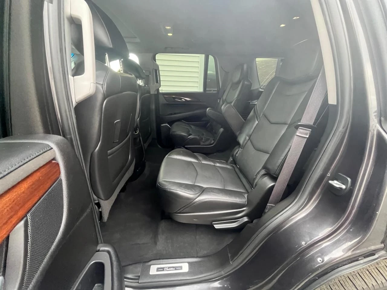 Cadillac Escalade  - изображение 7