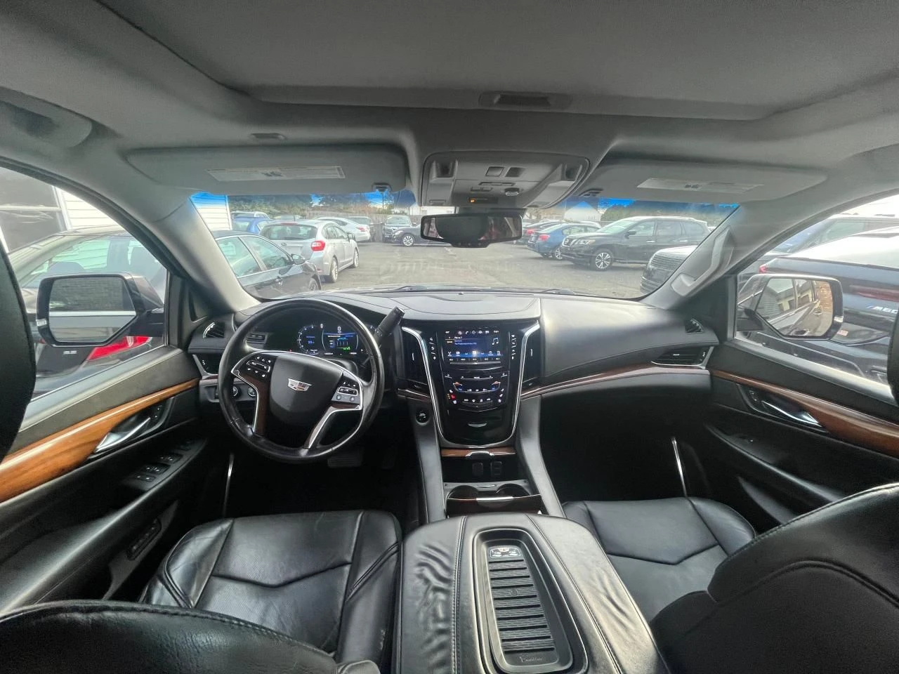 Cadillac Escalade  - изображение 5