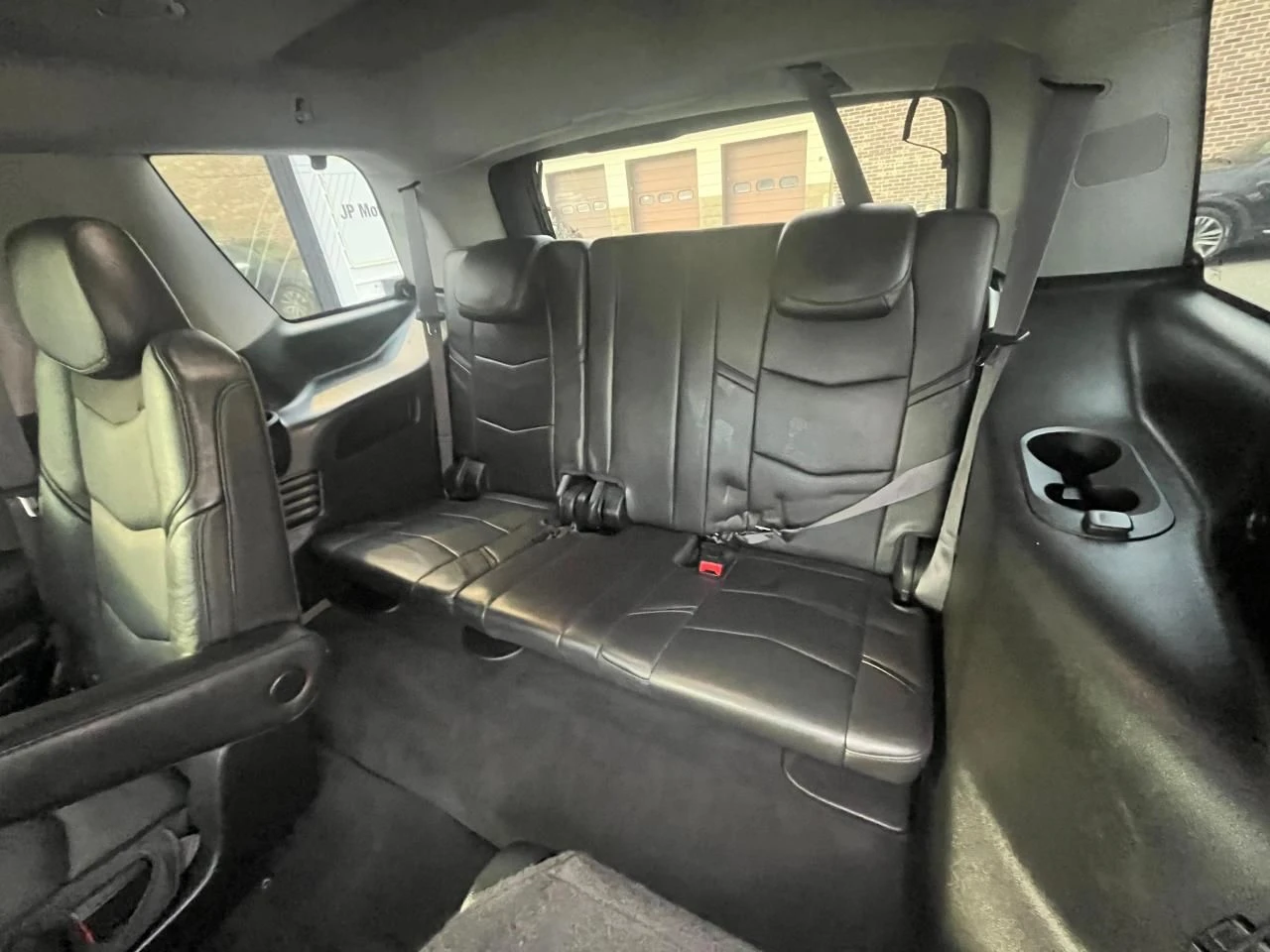 Cadillac Escalade  - изображение 9