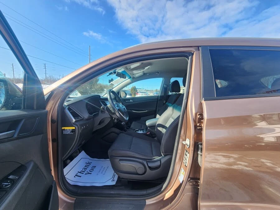 Hyundai Tucson AWD* ПОДГРЕВ* М.ТОЧКА, снимка 10 - Автомобили и джипове - 54174543