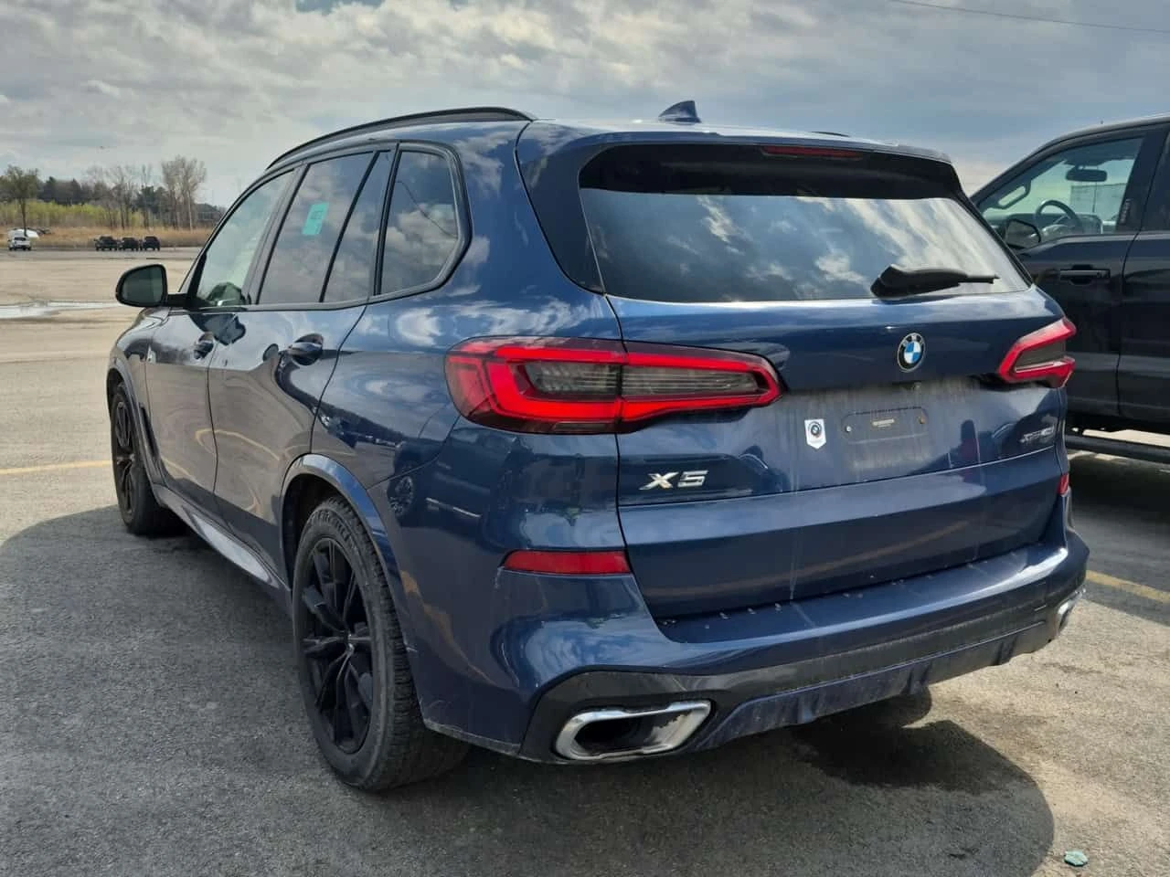 BMW X5 xDrive40i * M-Sport * Laser * Без инциденти * , снимка 4 - Автомобили и джипове - 54425380